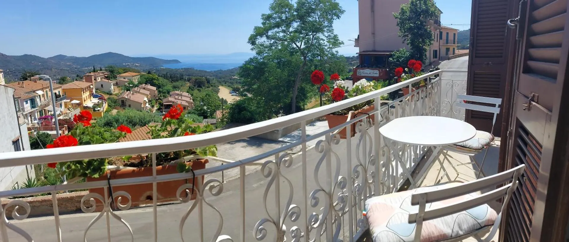 Chez Nous Apartment Capoliveri  Italy